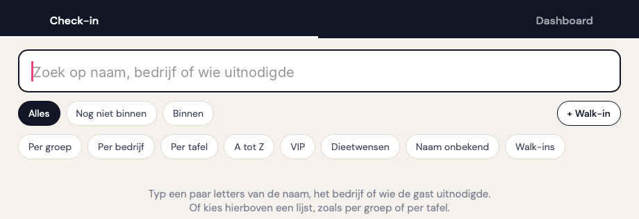 Check-in scherm met zoekbalk en filters per groep, bedrijf, tafel, VIP en dieetwensen